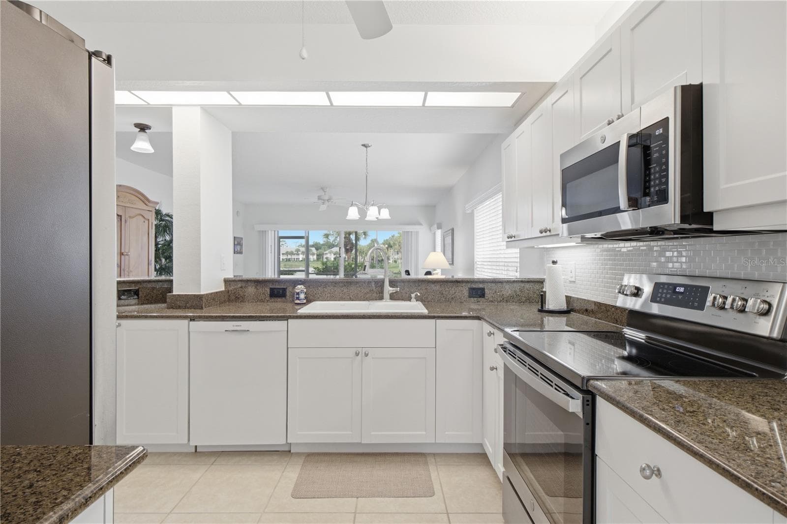 Kitchen - 418 LAUREL LAKE DR #106, VENICE