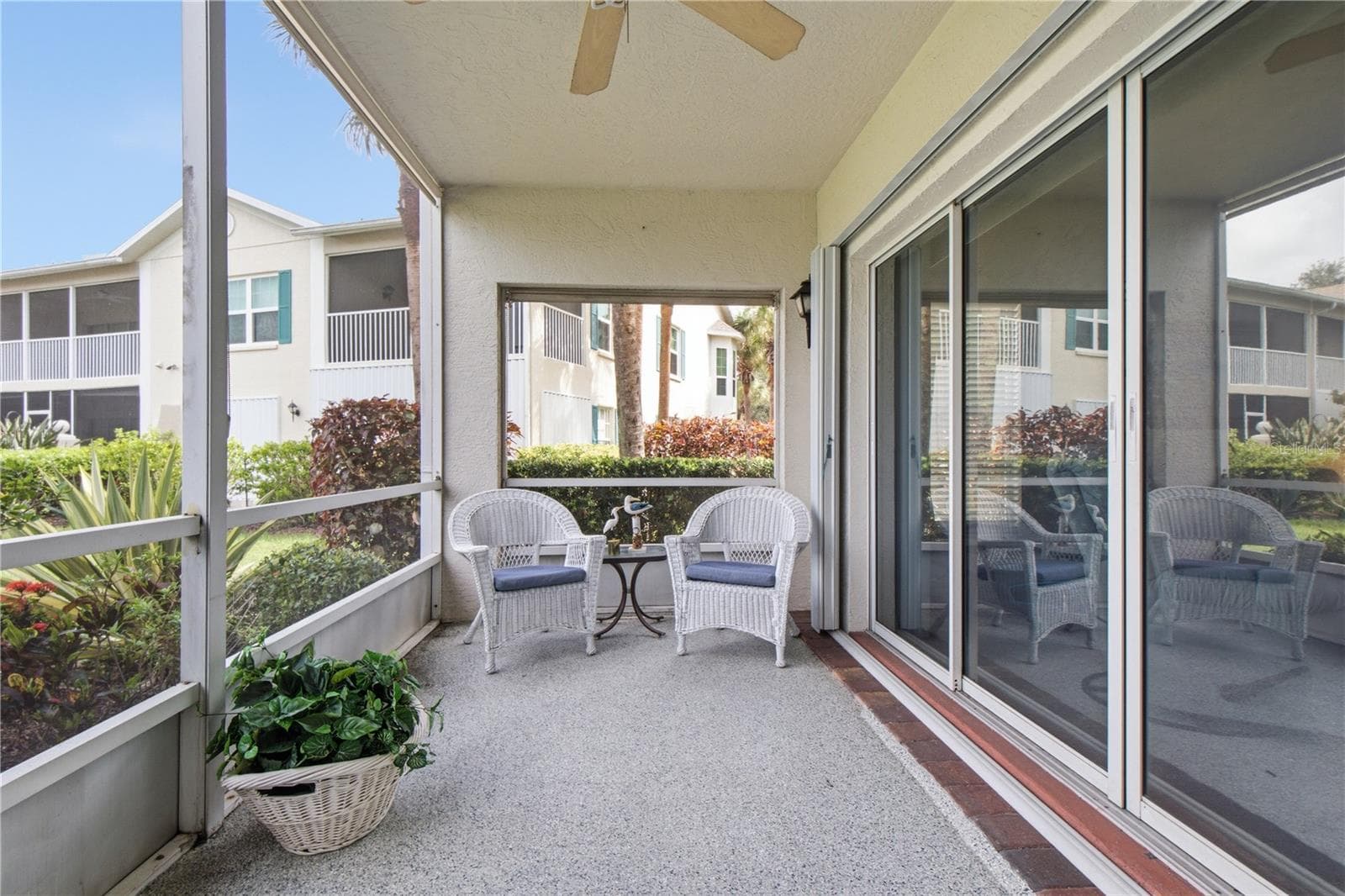 Condominium at 418 LAUREL LAKE DR #106, VENICE, photo 21 of 42