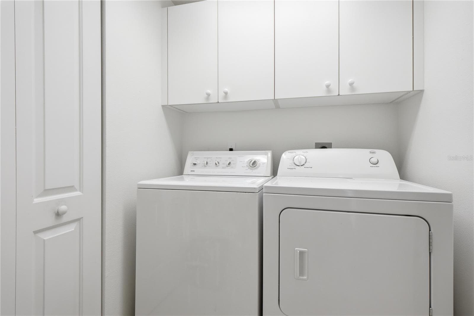 Laundry - 418 LAUREL LAKE DR #106, VENICE