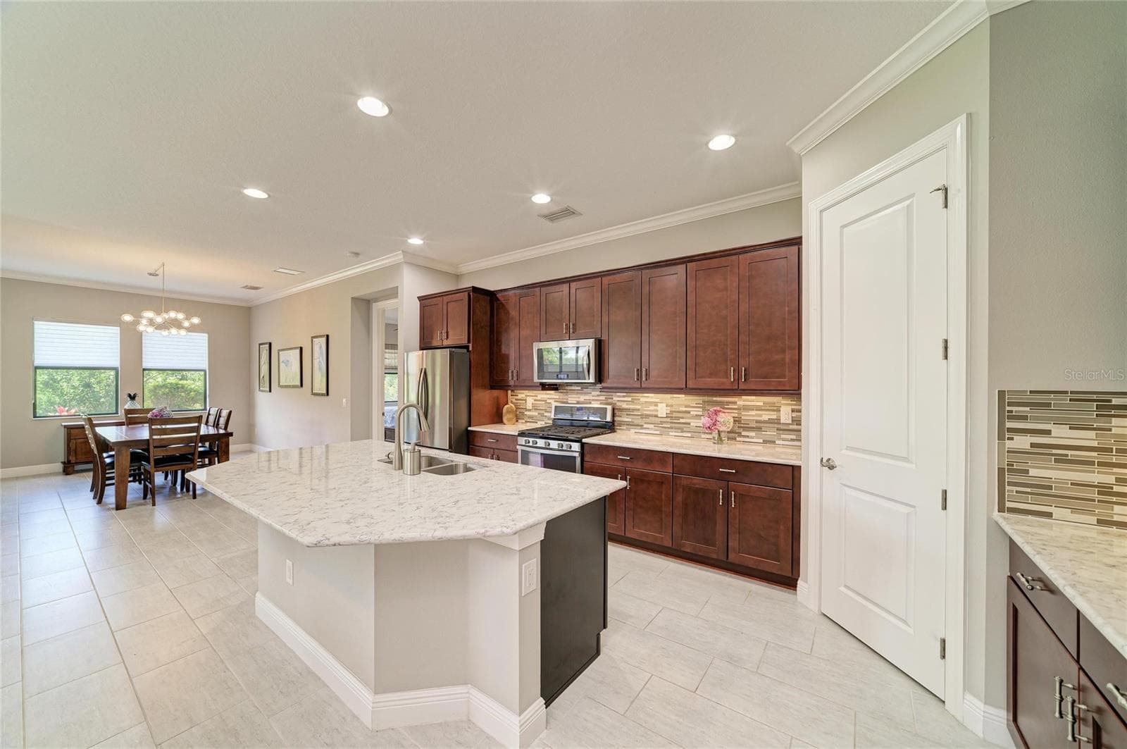 Kitchen - 4645 ROYAL DORNOCH CIR, BRADENTON