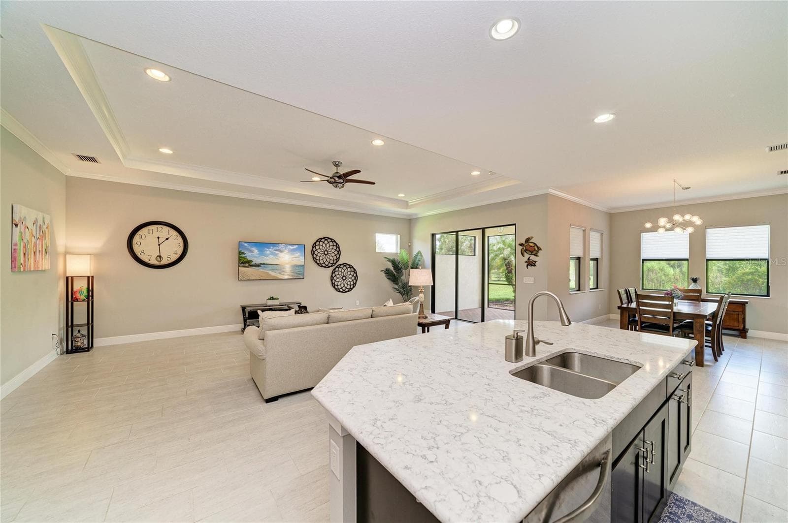 Kitchen Island - 4645 ROYAL DORNOCH CIR, BRADENTON