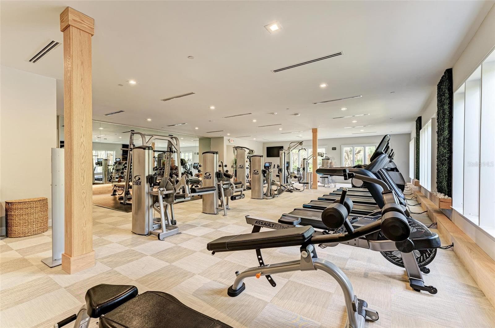 Rosedale Community Amenities - 4645 ROYAL DORNOCH CIR, BRADENTON