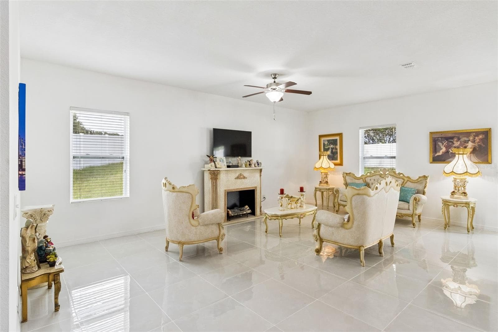 Single Family Residence at 1025 MARGOT LN, LAKE WALES, photo 4 of 20