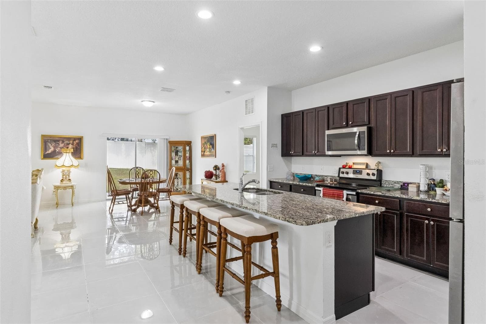 Single Family Residence at 1025 MARGOT LN, LAKE WALES, photo 8 of 20