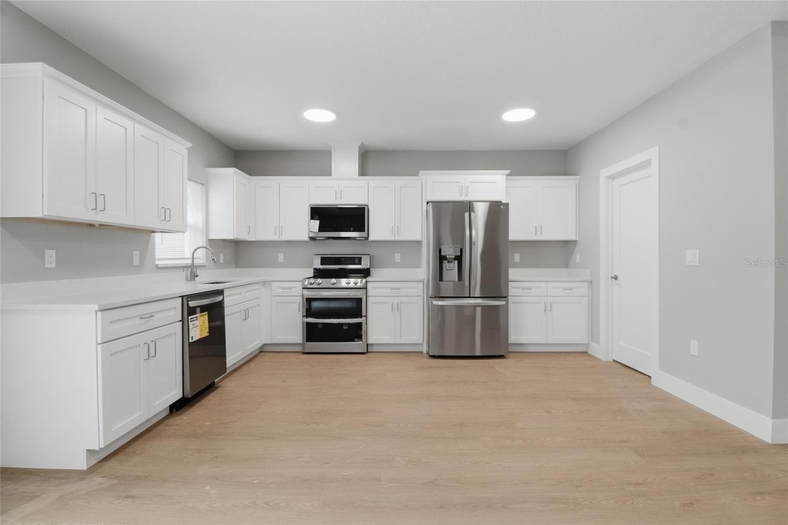 Single Family Residence at 4416 MARINER BLVD, SPRING HILL, photo 14 of 37