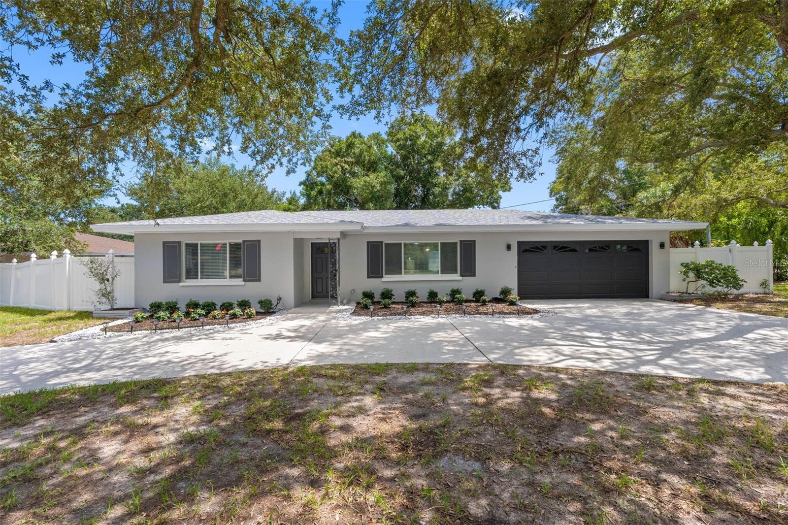 Single Family Residence at 1601 HARDWOOD DR, CLEARWATER, photo 2 of 38