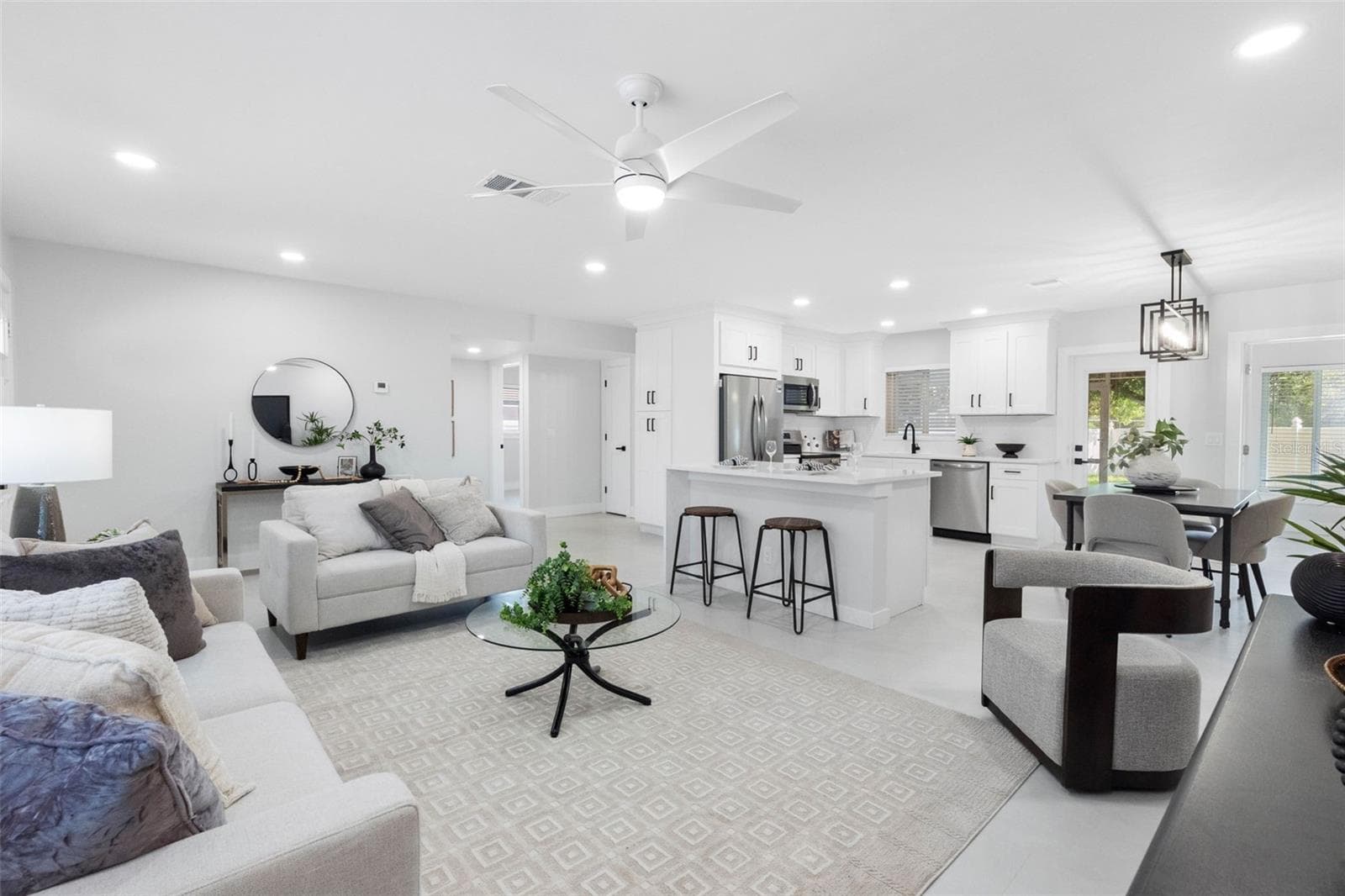 Single Family Residence at 1601 HARDWOOD DR, CLEARWATER, photo 7 of 38
