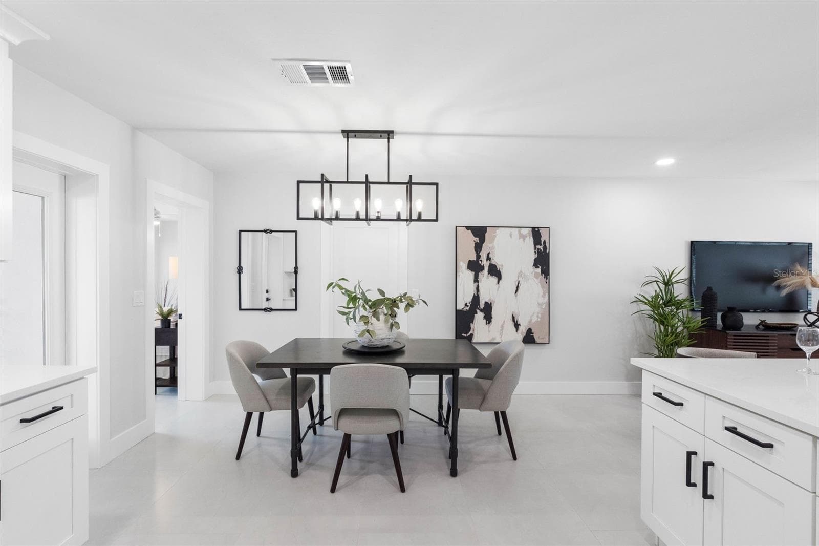 Single Family Residence at 1601 HARDWOOD DR, CLEARWATER, photo 9 of 38