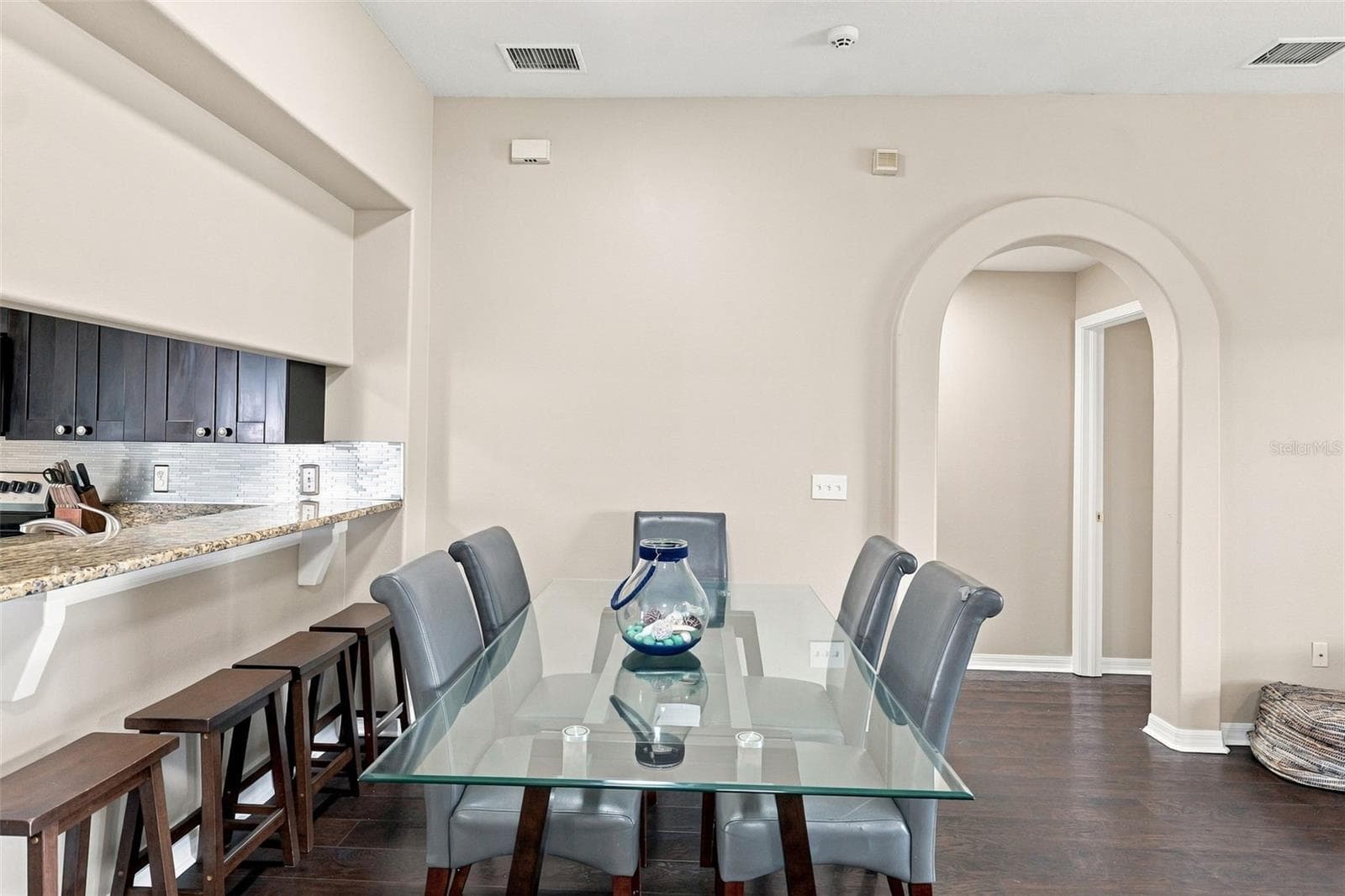 Open Kitchen & Dining Connection - 6817 ARAMON CT, WESLEY CHAPEL