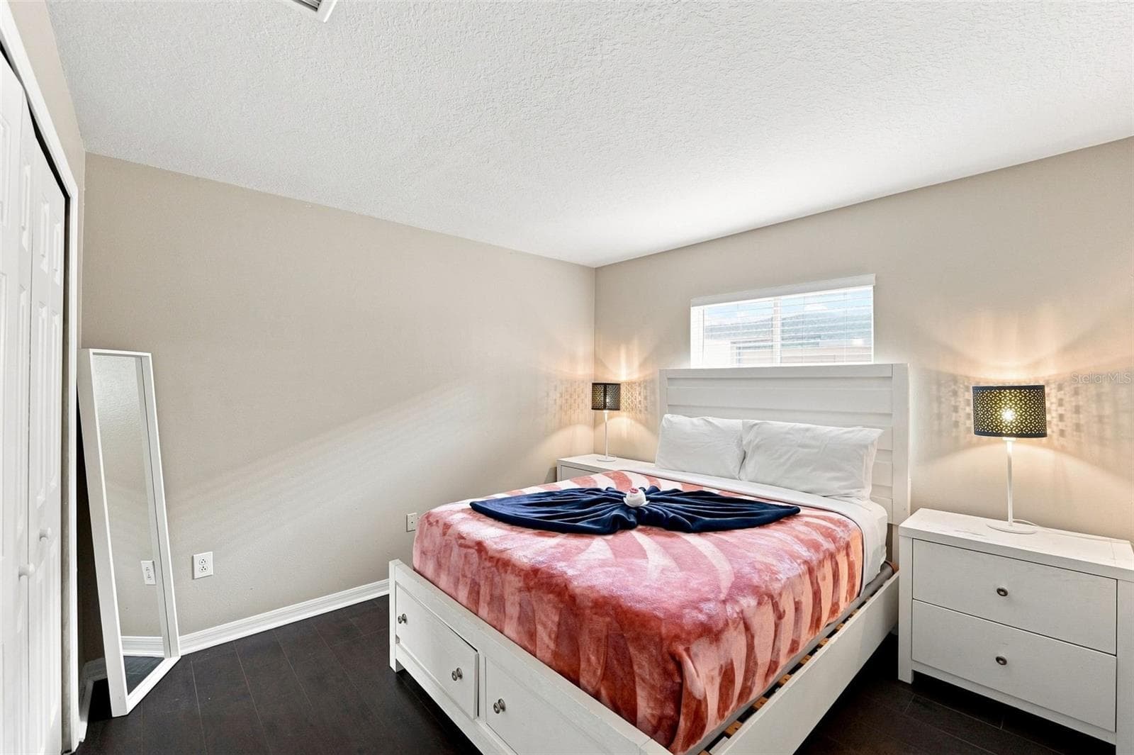 Peaceful & Inviting - 6817 ARAMON CT, WESLEY CHAPEL