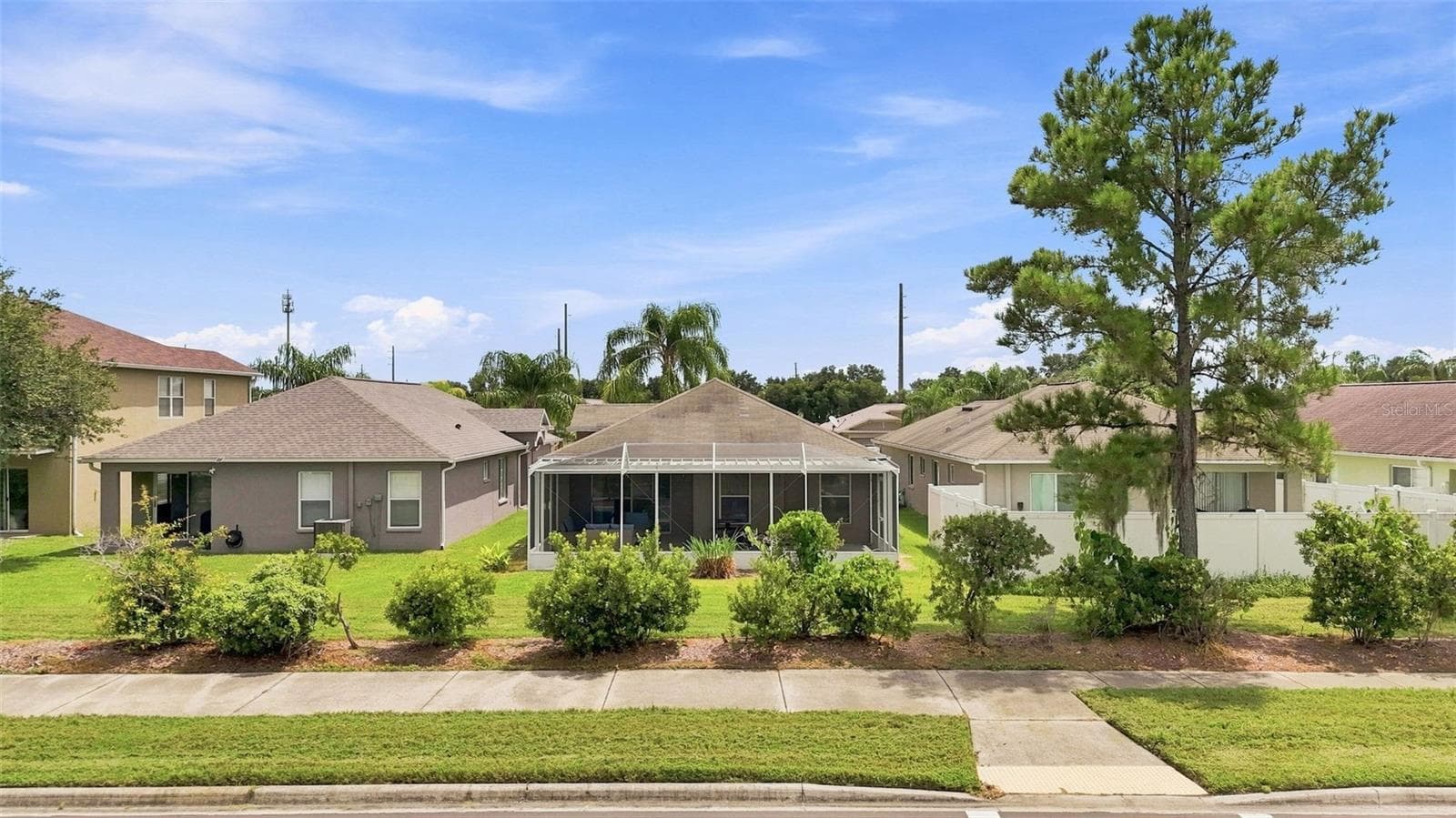 Single Family Residence at 6817 ARAMON CT, WESLEY CHAPEL, photo 23 of 24