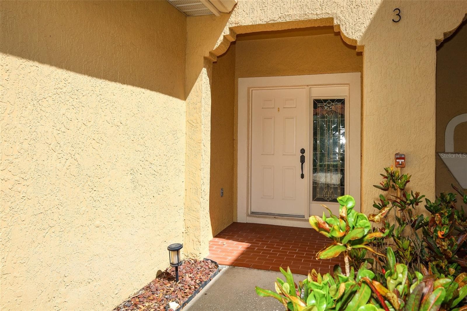 Front Walkway and Entrance - 2247 WEKIVA VILLAGE LN, APOPKA