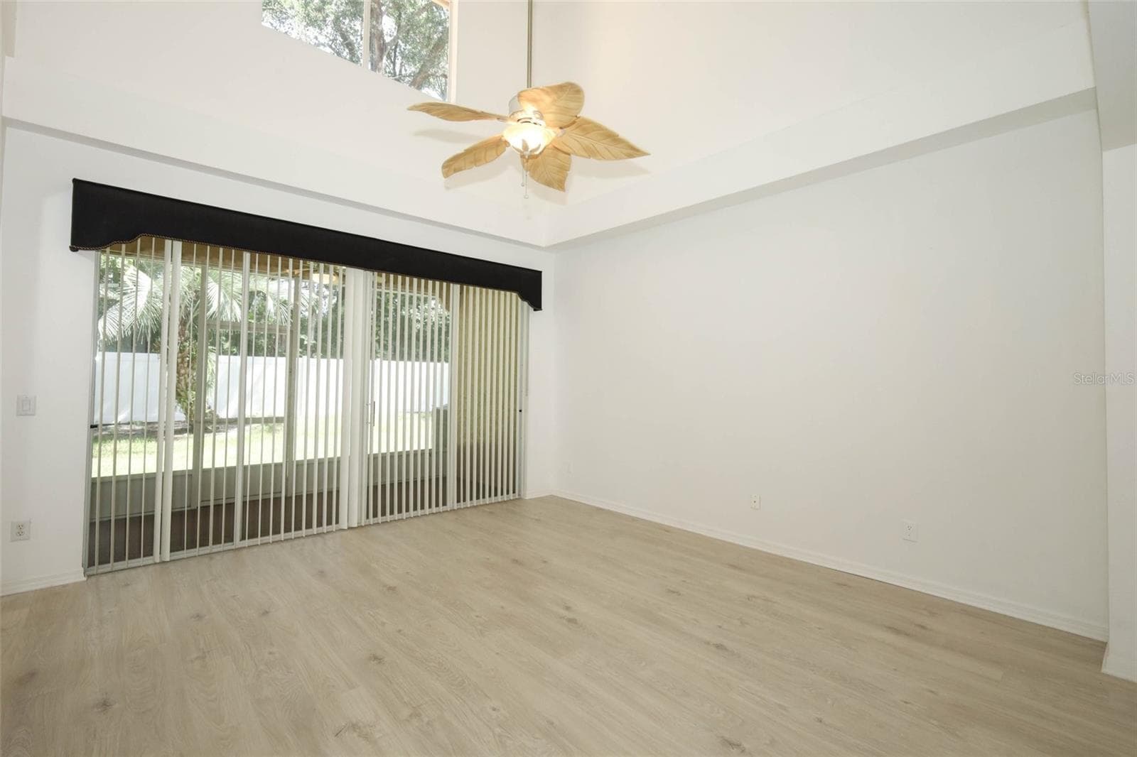 Family Room - 2247 WEKIVA VILLAGE LN, APOPKA