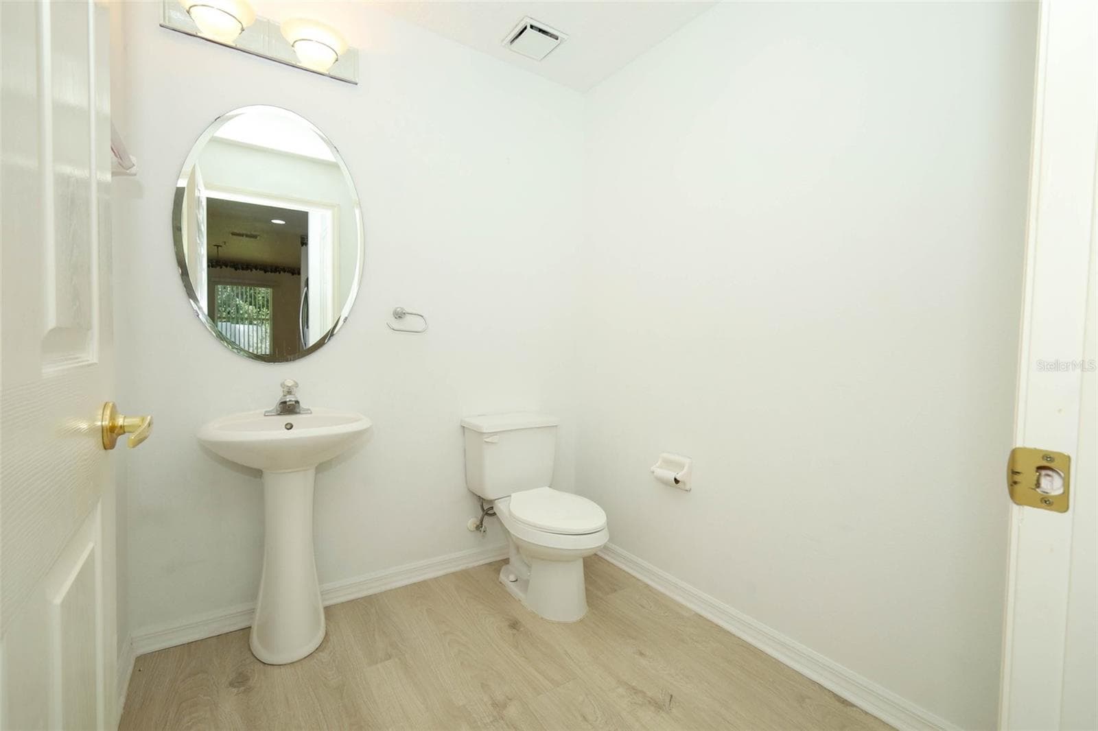 Half Bath Downstairs - 2247 WEKIVA VILLAGE LN, APOPKA