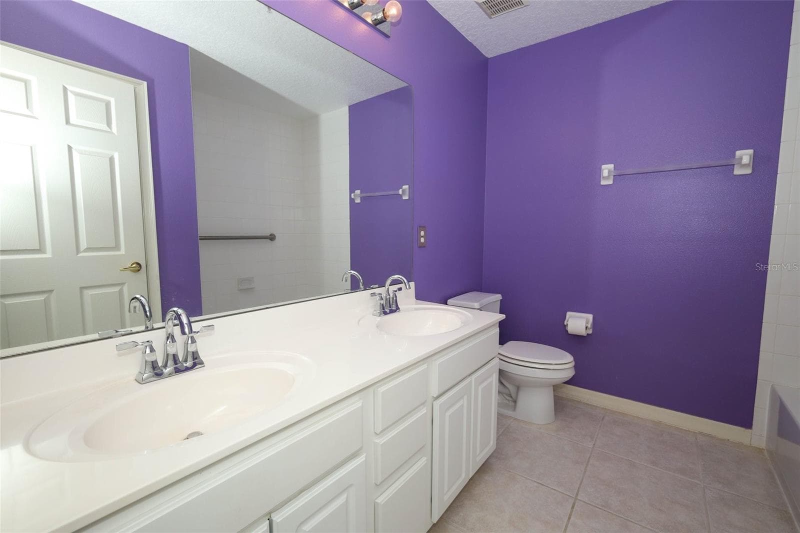 Main Bath - 2247 WEKIVA VILLAGE LN, APOPKA