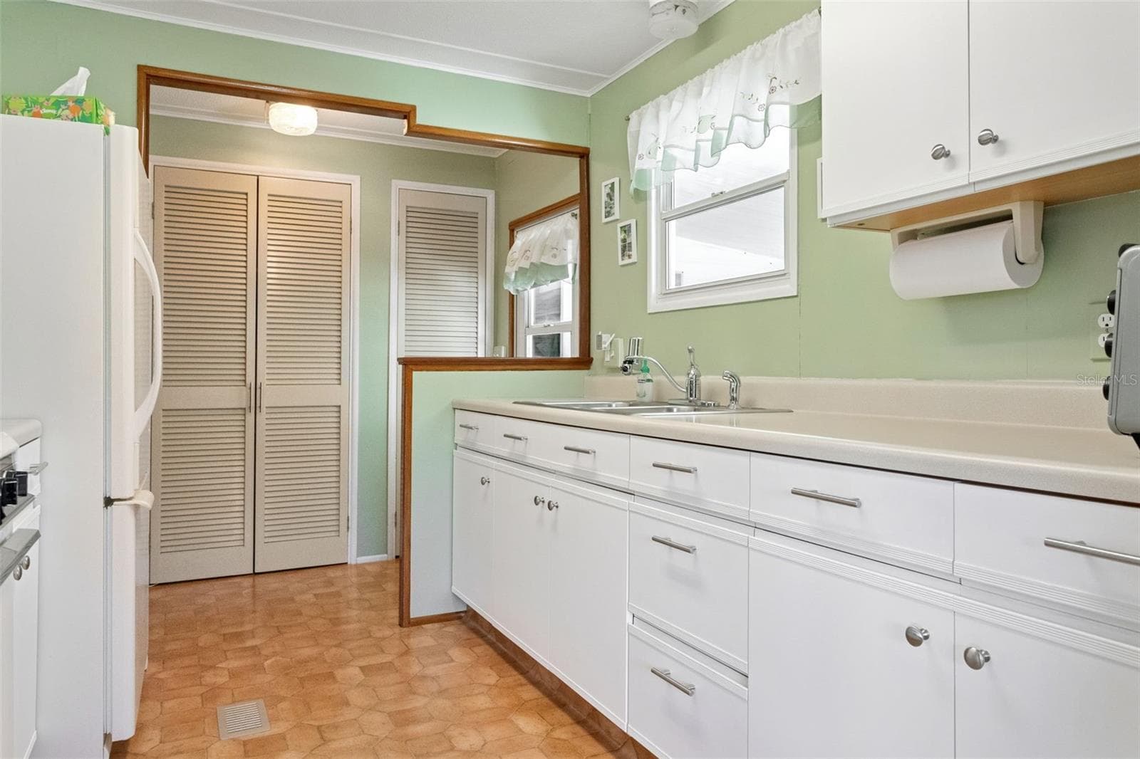 Mobile Home at 183 PHILADELPHIA BLVD #22, PALM HARBOR, photo 13 of 62