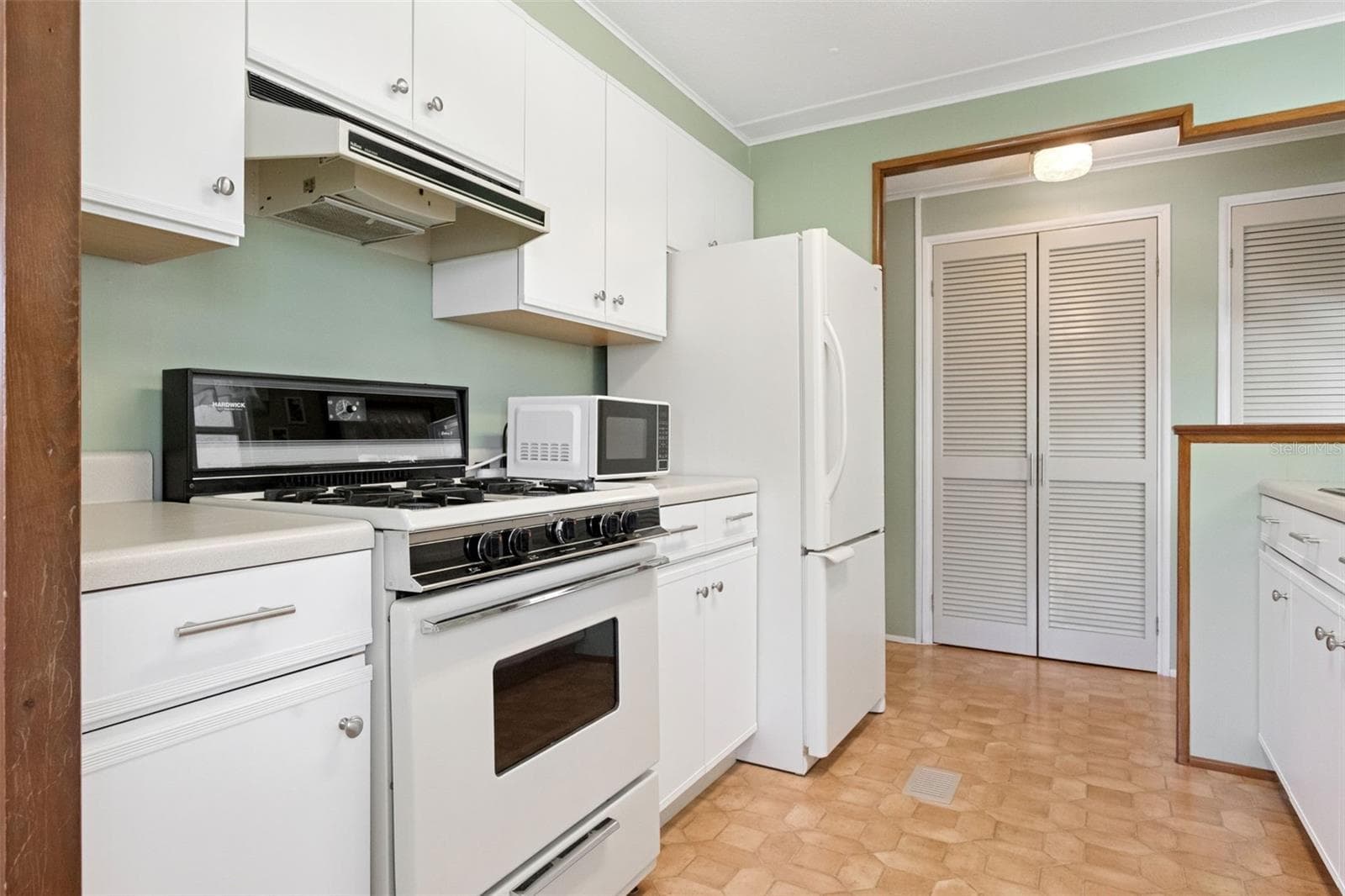 Mobile Home at 183 PHILADELPHIA BLVD #22, PALM HARBOR, photo 14 of 62