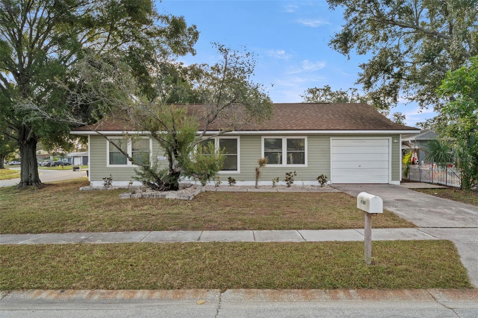 Single Family Residence at 6500 BRIAR RIDGE CT N, PINELLAS PARK, photo 35 of 37