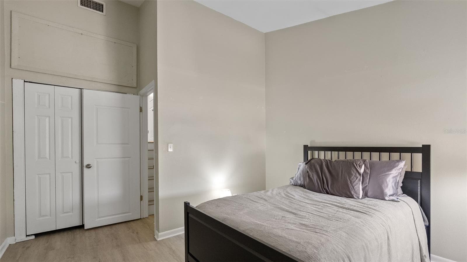 Townhouse at 4227 LA PALMA CT, TAMPA, photo 11 of 40