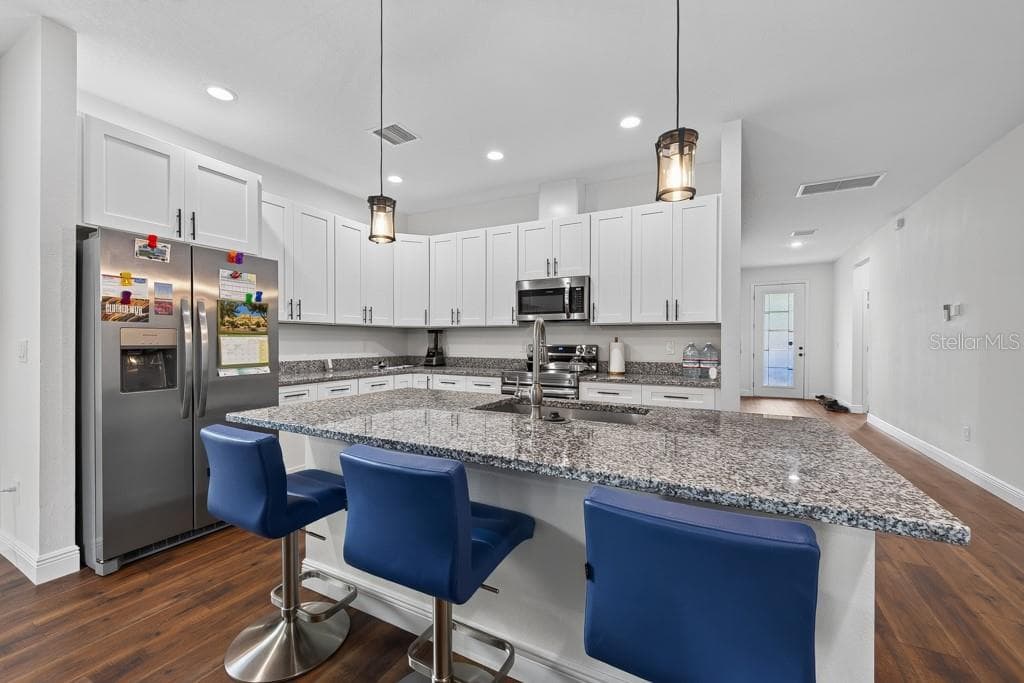 Single Family Residence at 8118 N SEMMES ST, TAMPA, photo 10 of 42