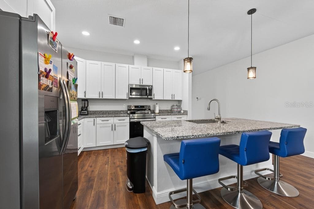 Single Family Residence at 8118 N SEMMES ST, TAMPA, photo 11 of 42