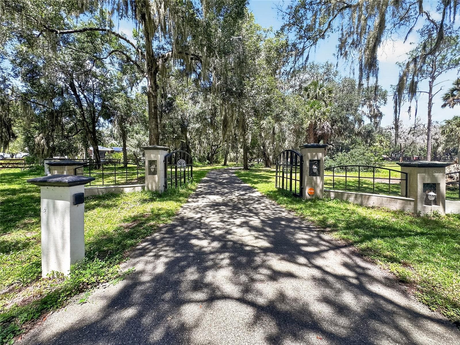 Single Family Residence at 10639 SE SUNSET HARBOR RD, SUMMERFIELD, photo 5 of 53