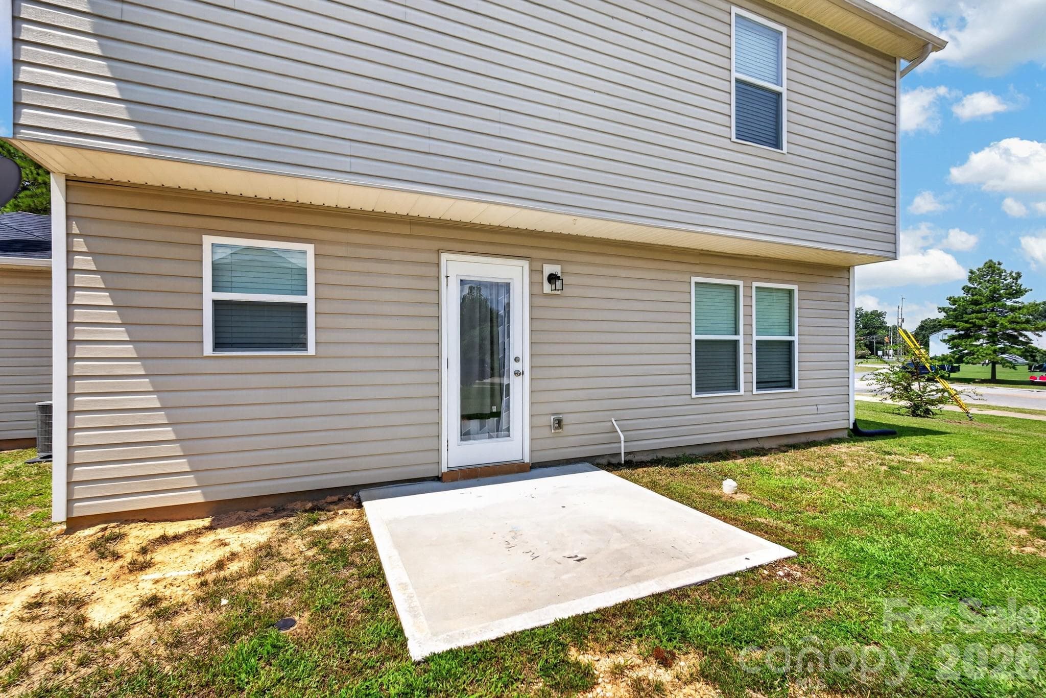 Single Family Residence at 1425 Springdale Road, Lancaster, photo 31 of 34