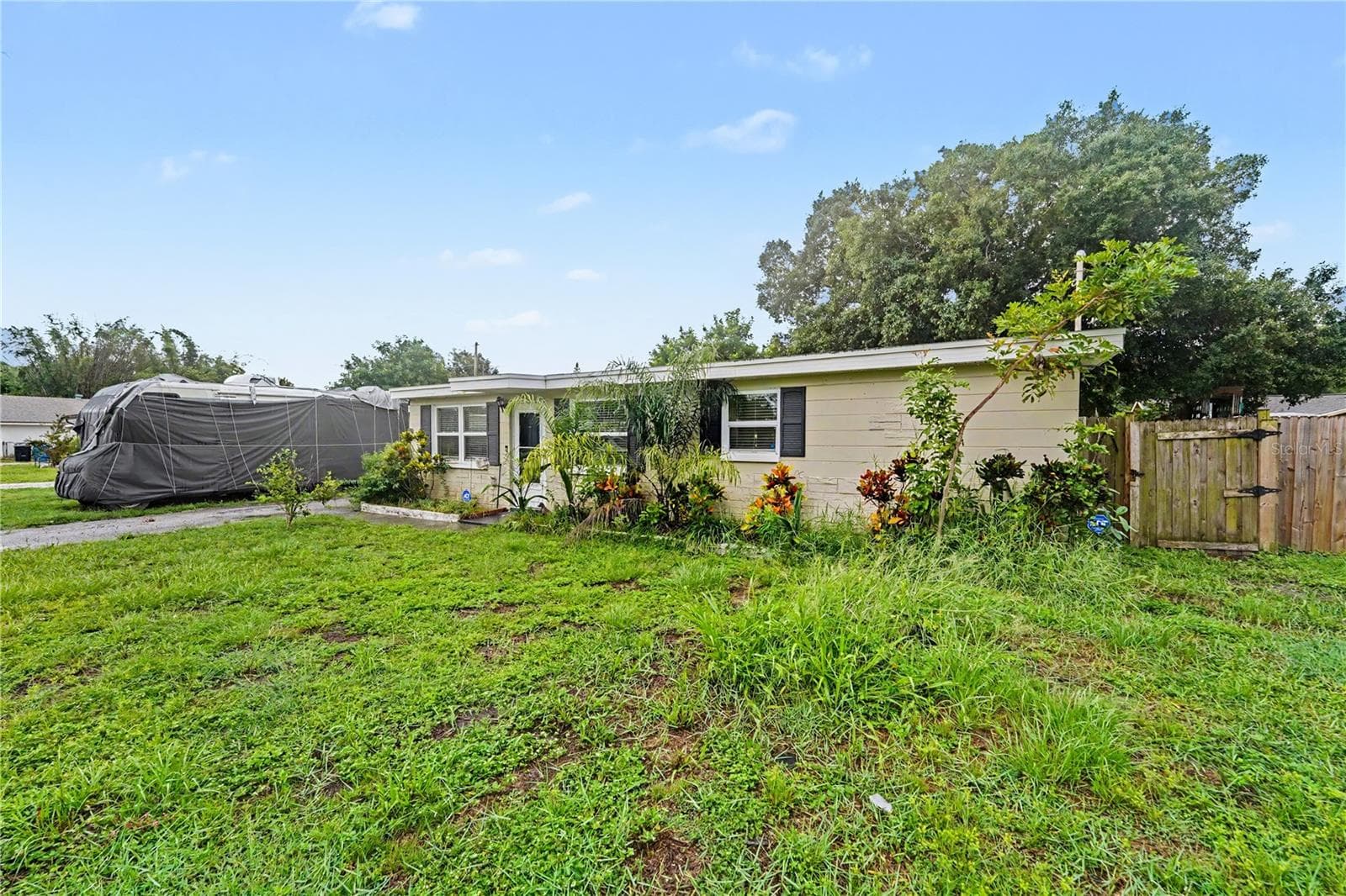 Single Family Residence at 8490 92ND TER, SEMINOLE, photo 3 of 14