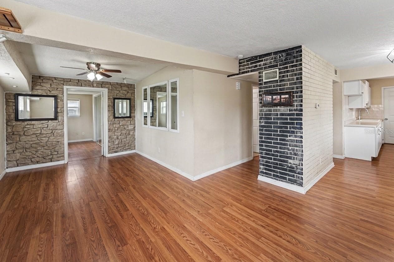 Single Family Residence at 8490 92ND TER, SEMINOLE, photo 5 of 14