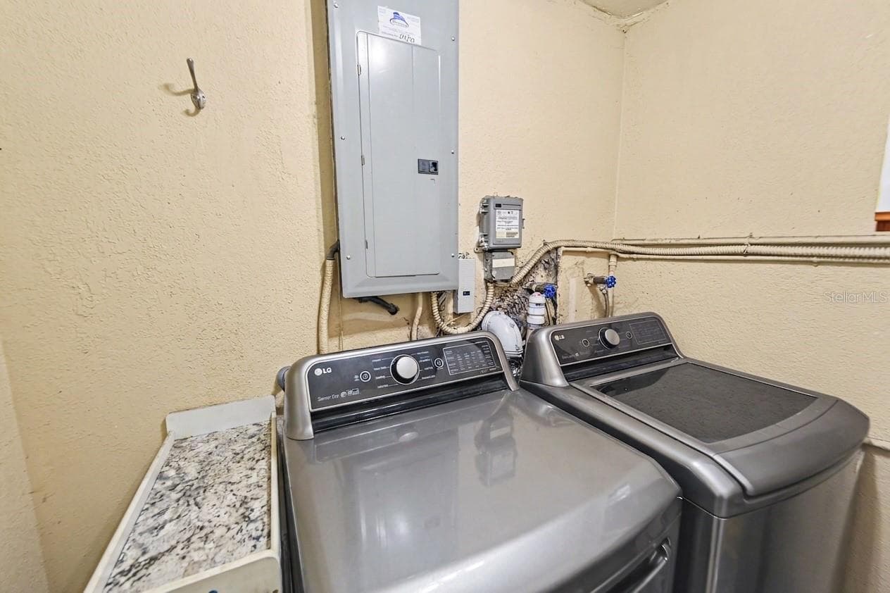 Single Family Residence at 8490 92ND TER, SEMINOLE, photo 10 of 14