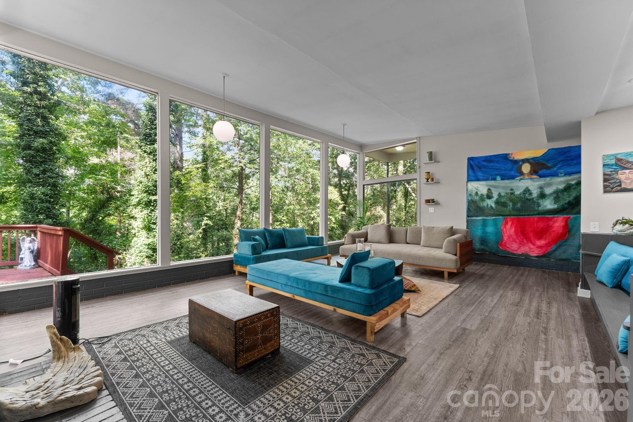Beautiful Great Room, just bring your Dining Tabe - 103 Riverwood Drive, Sylva