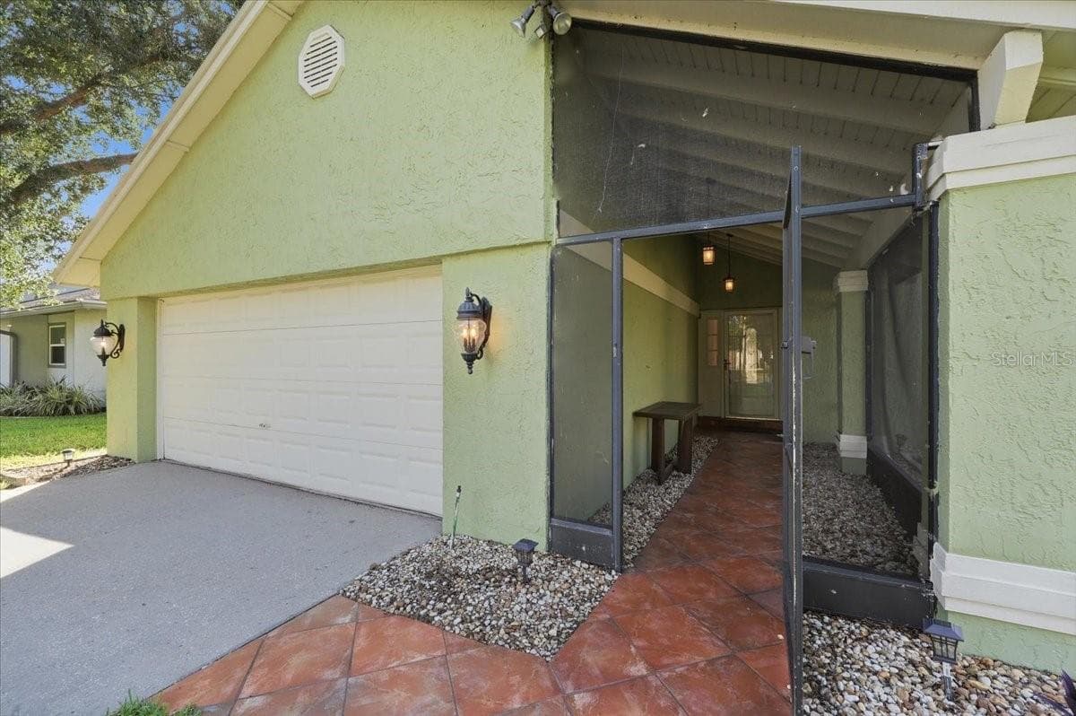 Single Family Residence at 20828 MAXIM PKWY, ORLANDO, photo 5 of 24