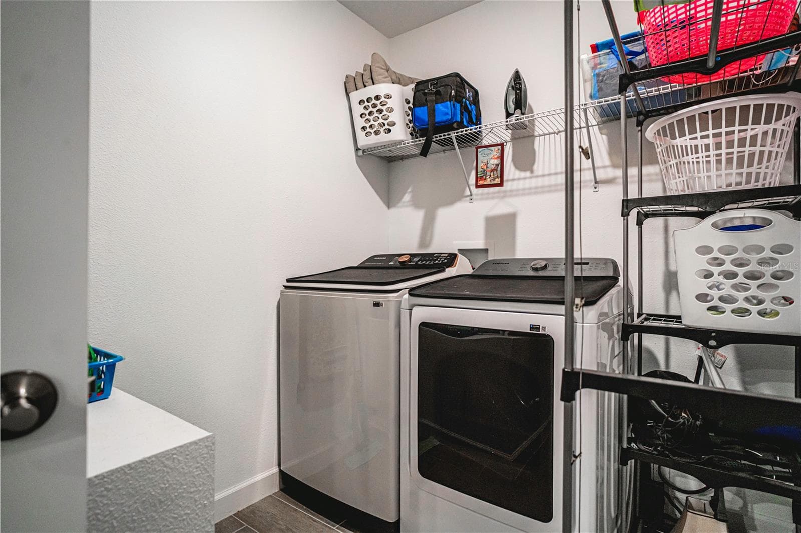 Laundry room - 10857 RUSTIC EVE CT, LAND O LAKES