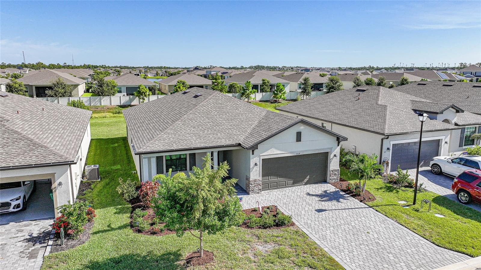 Single Family Residence at 1608 SADDLEWOOD CIR, PORT CHARLOTTE, photo 2 of 40