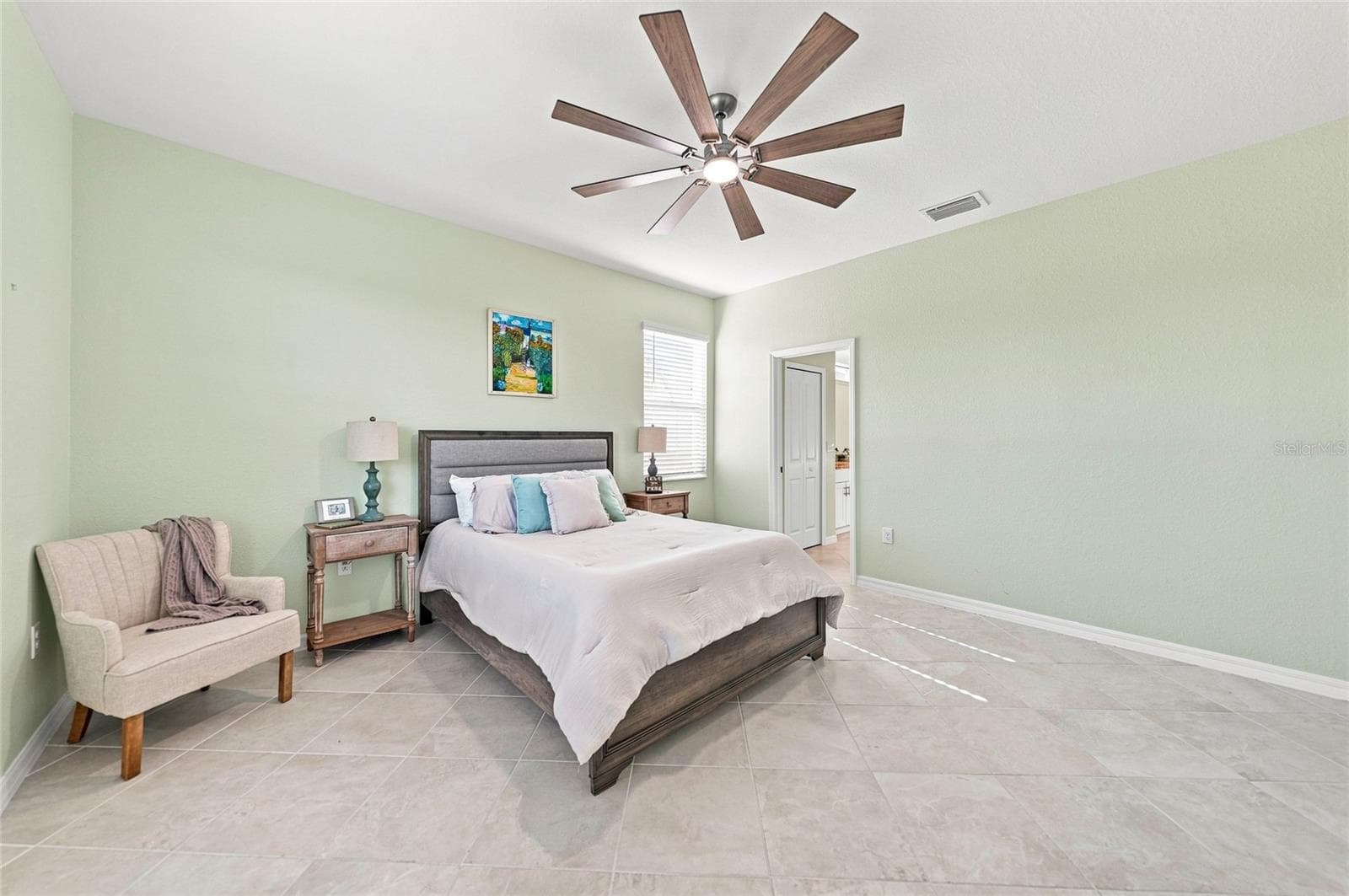 Single Family Residence at 1608 SADDLEWOOD CIR, PORT CHARLOTTE, photo 14 of 40