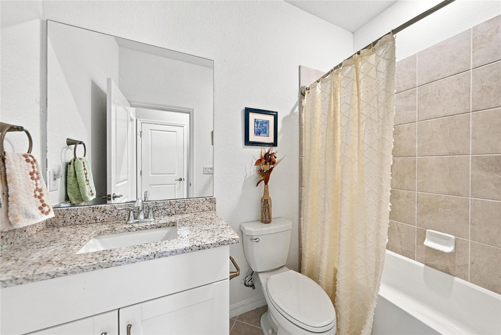 Single Family Residence at 1608 SADDLEWOOD CIR, PORT CHARLOTTE, photo 19 of 40