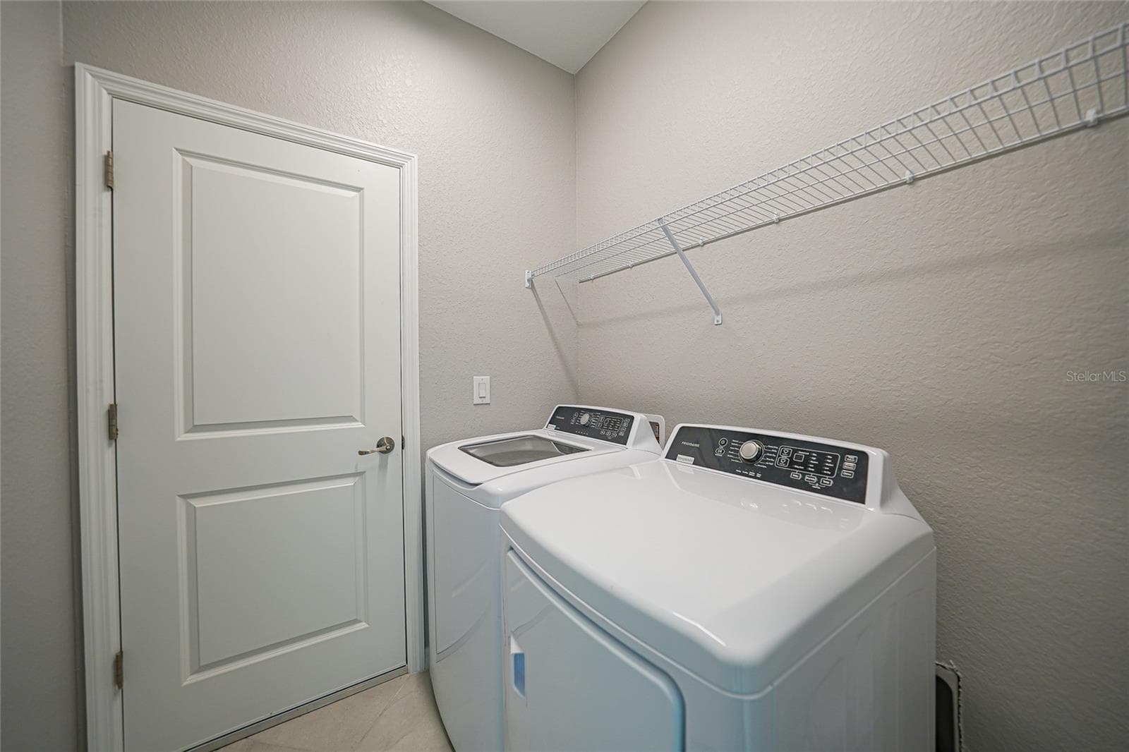 Single Family Residence at 1608 SADDLEWOOD CIR, PORT CHARLOTTE, photo 26 of 40