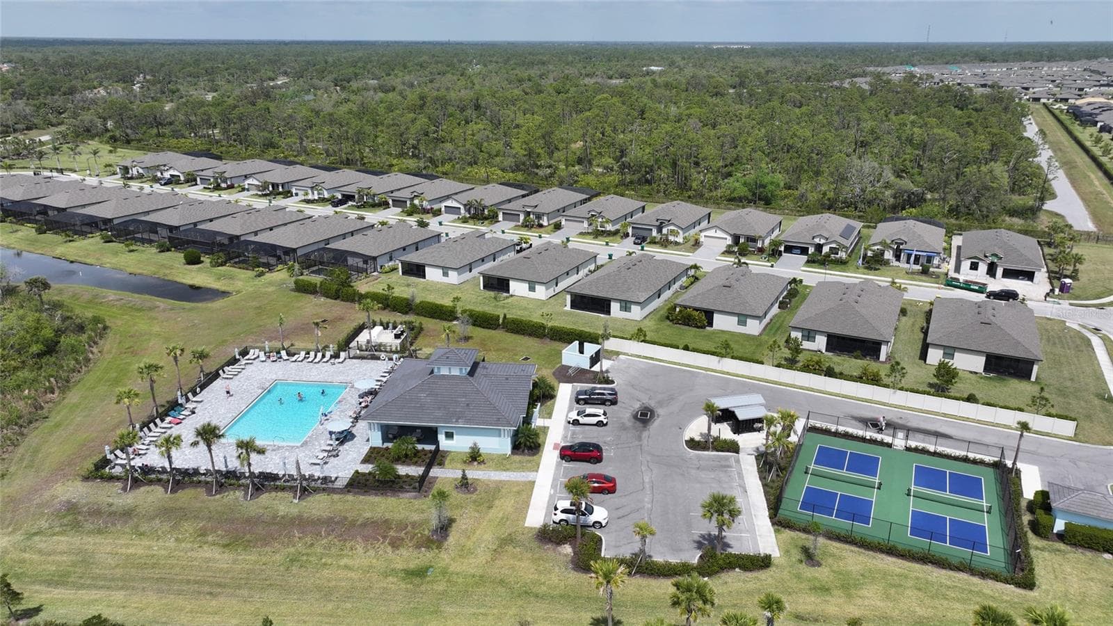 Single Family Residence at 1608 SADDLEWOOD CIR, PORT CHARLOTTE, photo 34 of 40