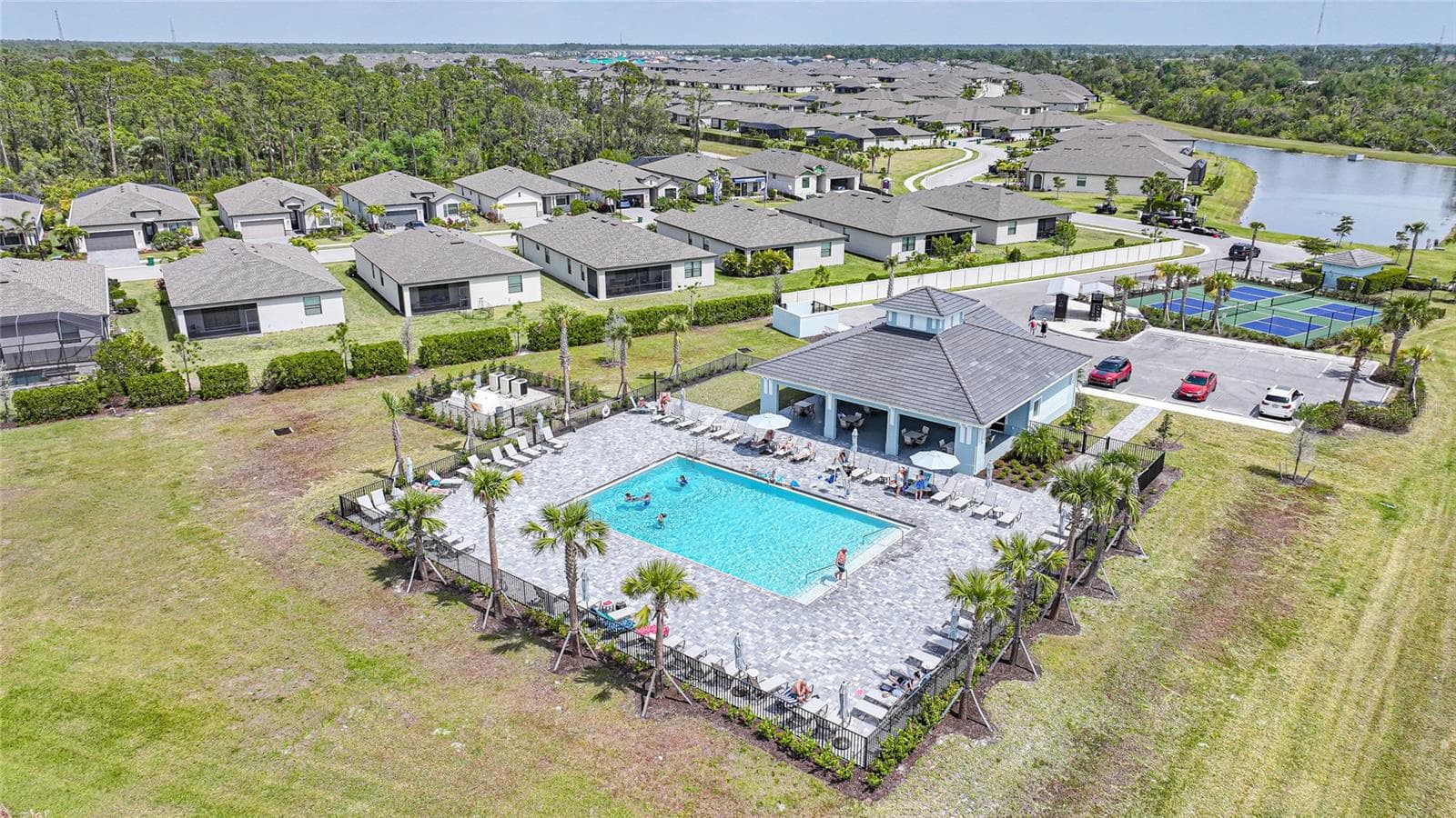 Single Family Residence at 1608 SADDLEWOOD CIR, PORT CHARLOTTE, photo 35 of 40
