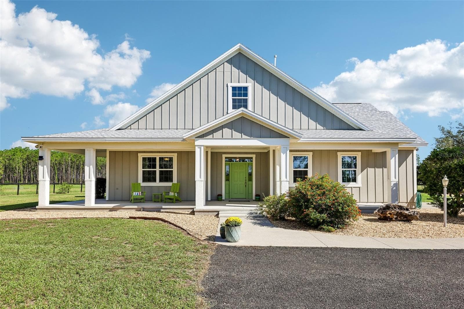 Front Exterior - 2088 NW 102ND BLVD, WILDWOOD