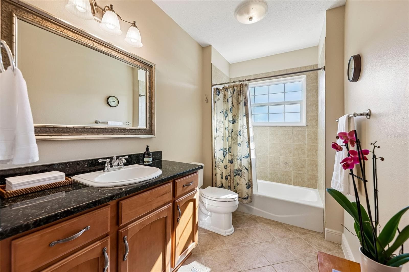 Third Bathroom - 2088 NW 102ND BLVD, WILDWOOD