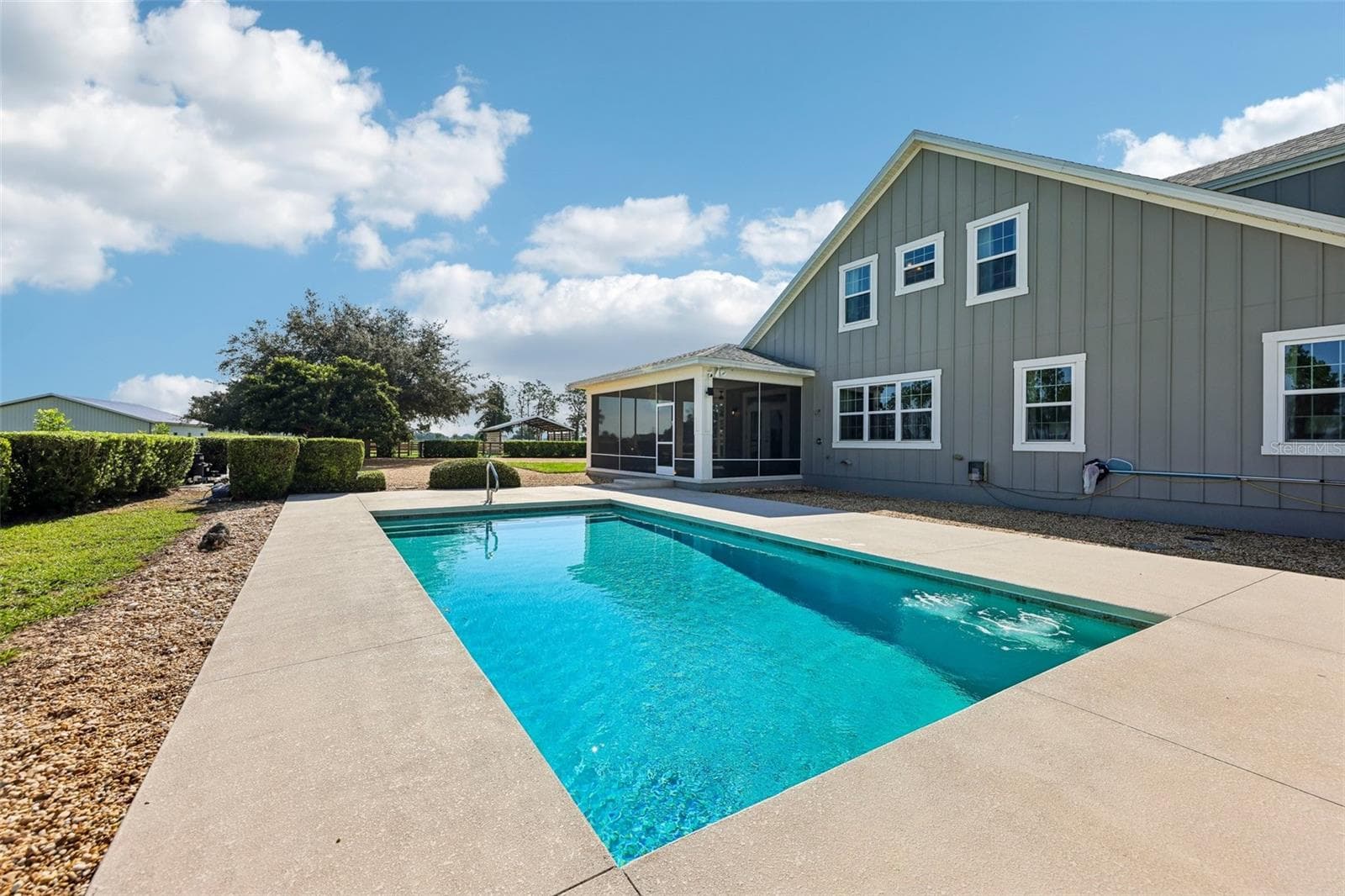 Saltwater Pool - 2088 NW 102ND BLVD, WILDWOOD