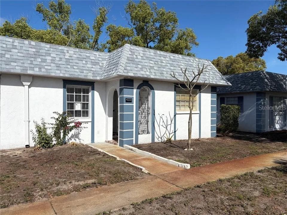 4223 SHELDON PL #23