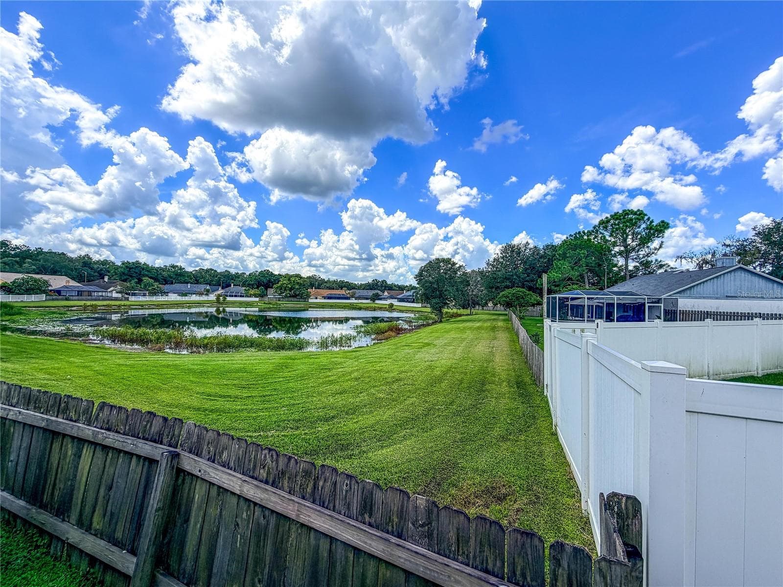 Beautiful View from Rear of 9542 Pebble Glen Ave - 9542 PEBBLE GLEN AVE, TAMPA