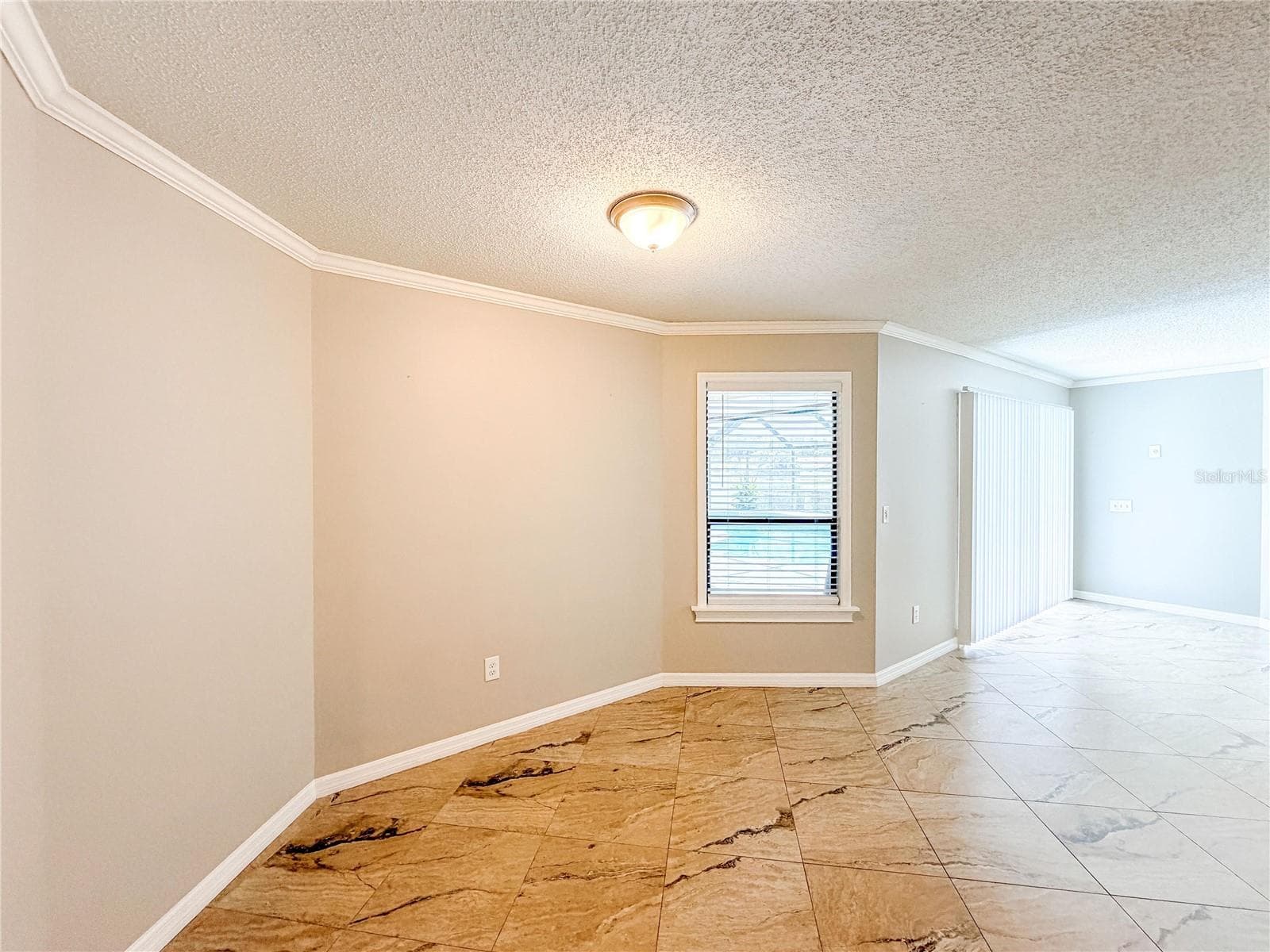 Eat in Kitchen - 9542 PEBBLE GLEN AVE, TAMPA