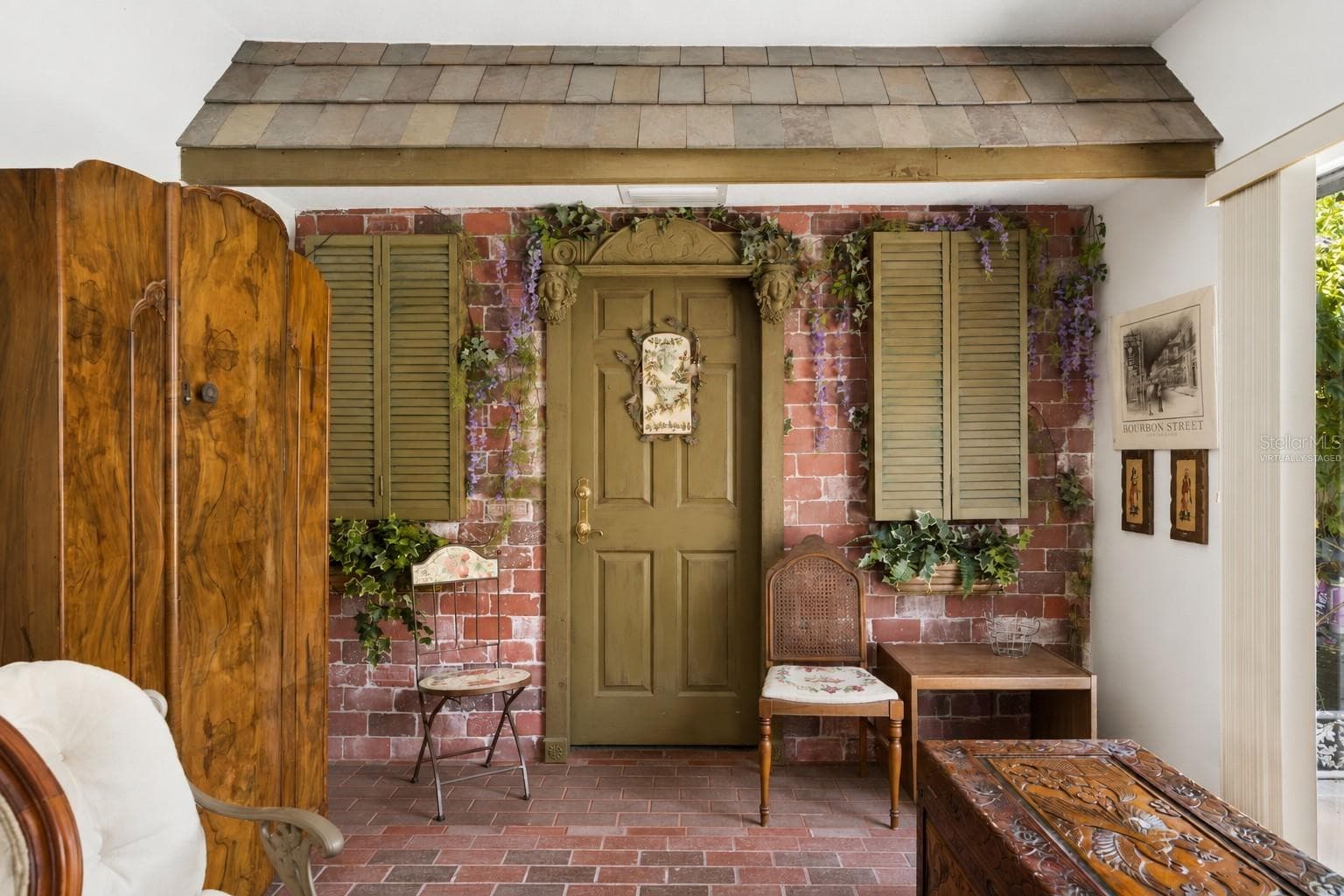 Storybook Entrance to Primary Suite - Shutters open to reveal Dart Board. - 9130 DOLLANGER CT, ORLANDO