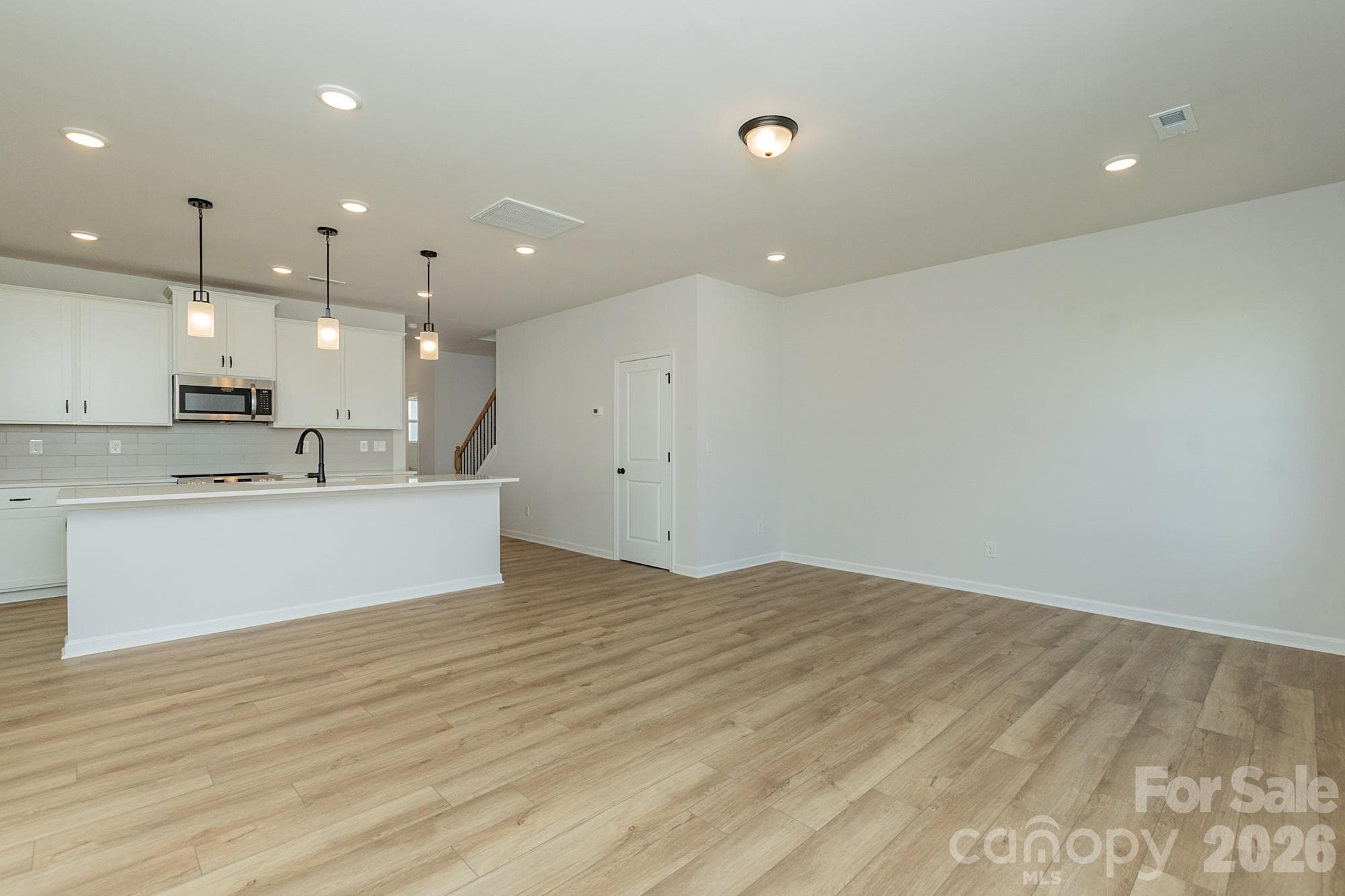 Single Family Residence at 4236 Ruth Creek Court, Charlotte, photo 12 of 33