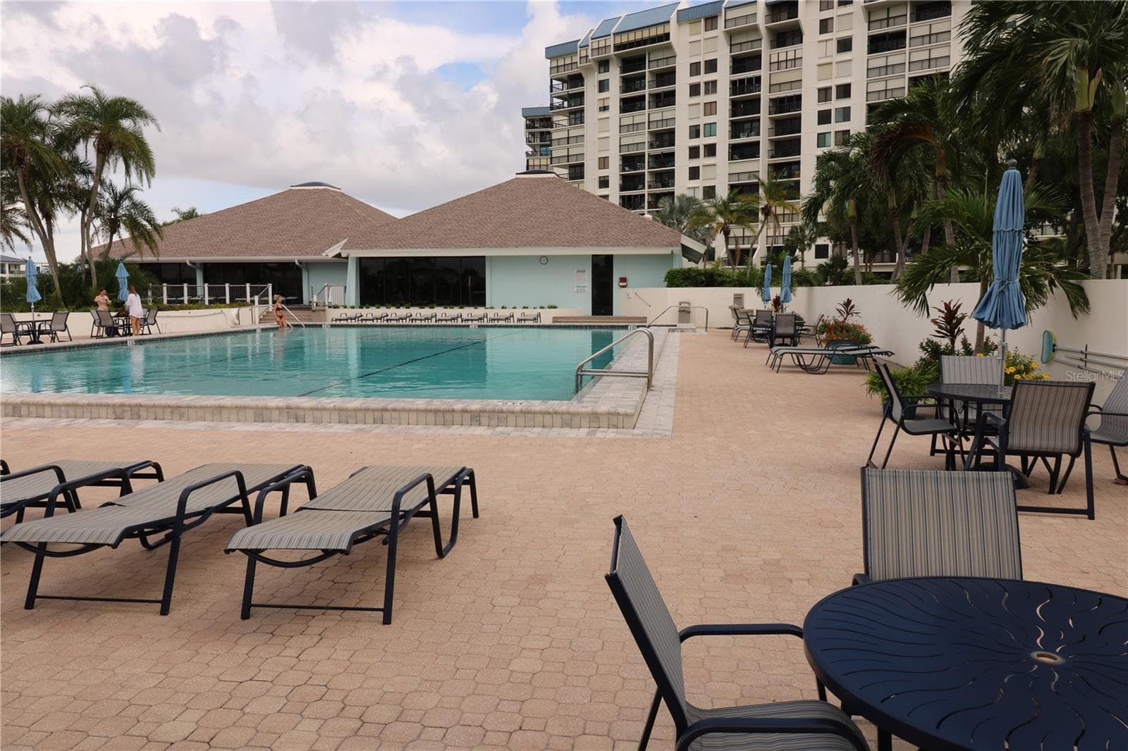 Community pool - 9495 BLIND PASS RD #504, ST PETE BEACH