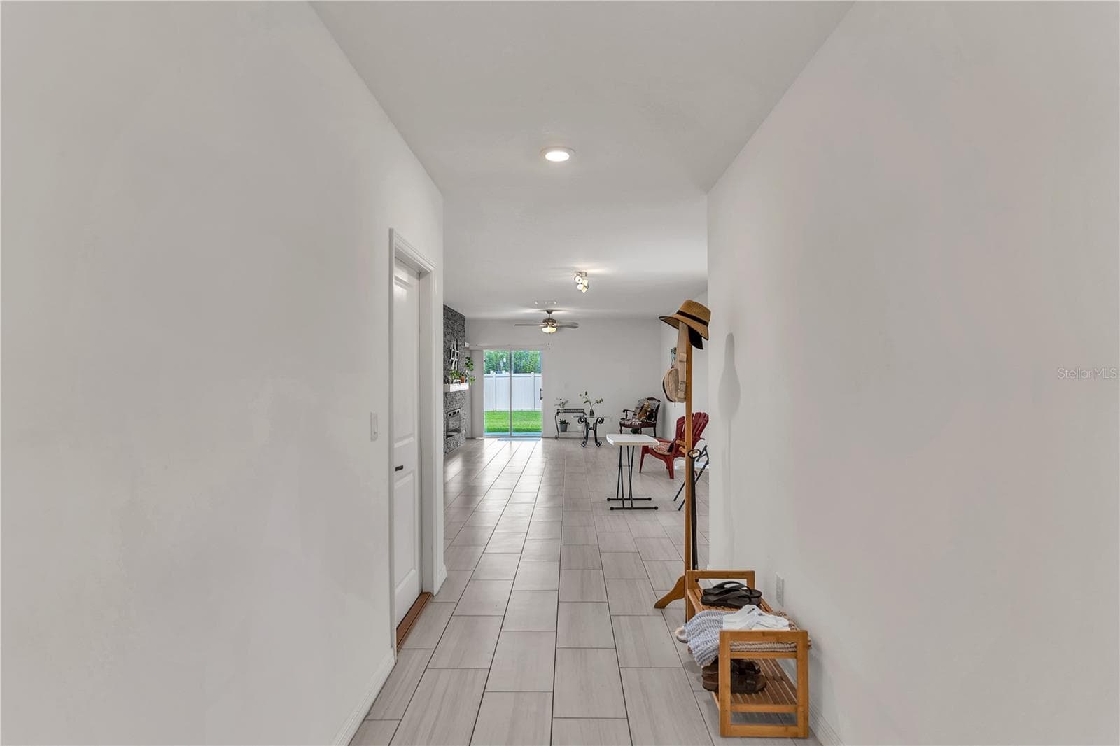 Foyer - 22547 STORYBOOK CABIN WAY, LAND O LAKES