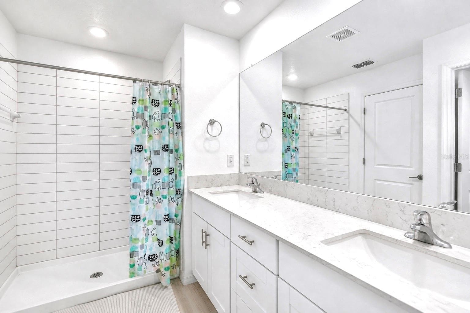 Primary Bathroom - 22547 STORYBOOK CABIN WAY, LAND O LAKES